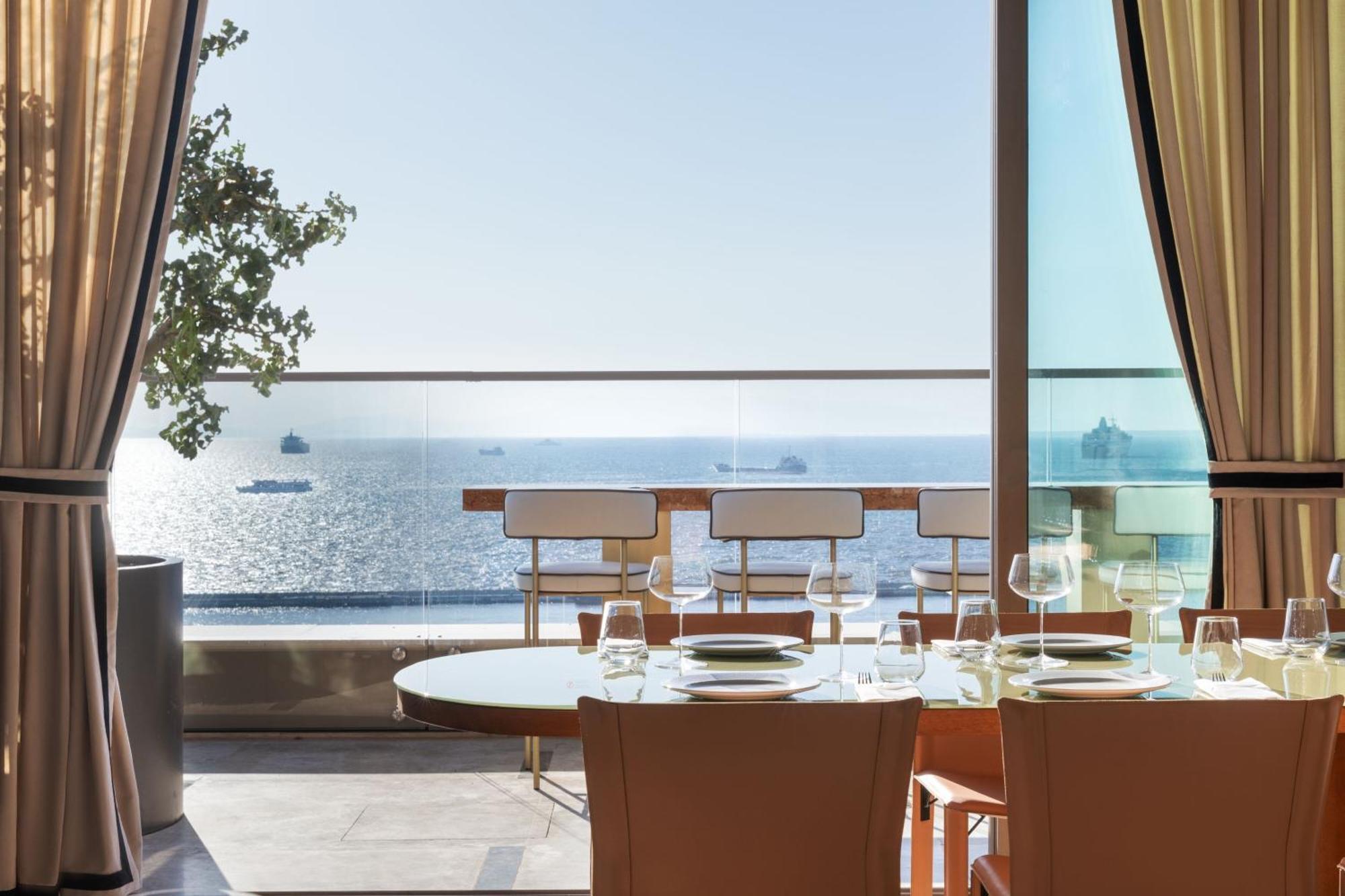 Izmir Marriott Hotel Exteriér fotografie The View